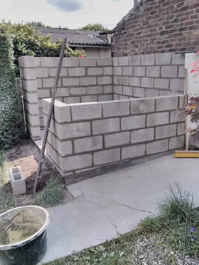 Muret en blocs de béton